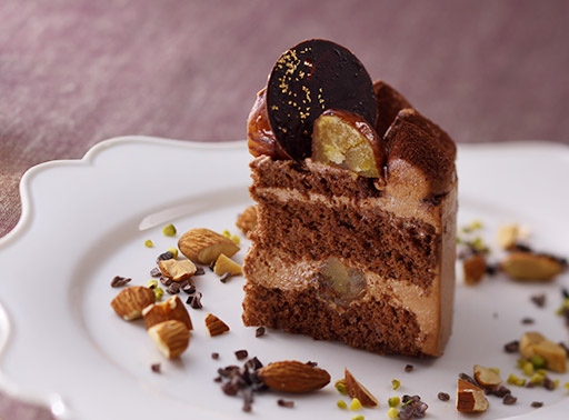お祝いの定番のザ・ショートケーキを旬の素材で