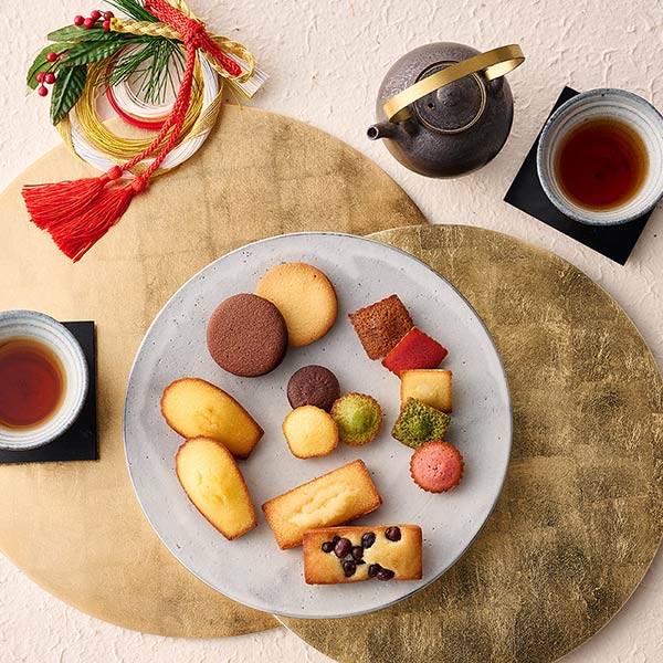 【店舗受取】えびす ガトー・キュイ・アソート S<お年賀パッケージ><お受け取りは12/17~2026/1/4まで> 店舗でお受け取り