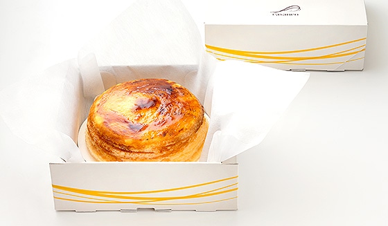 ギフトにも可能な、シンプルなパッケージでお届けします。